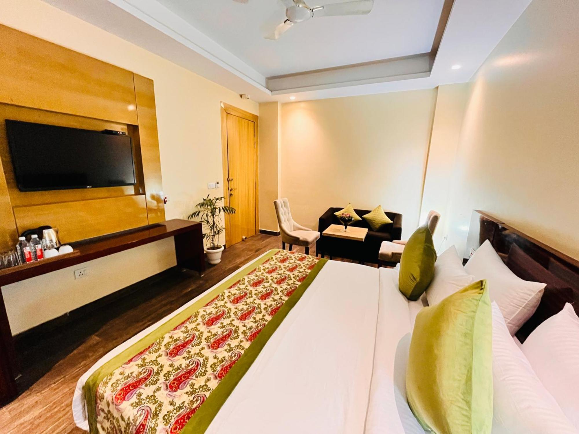Hotel Banz Near Indira Gandhi Airport Delhi New Delhi Buitenkant foto