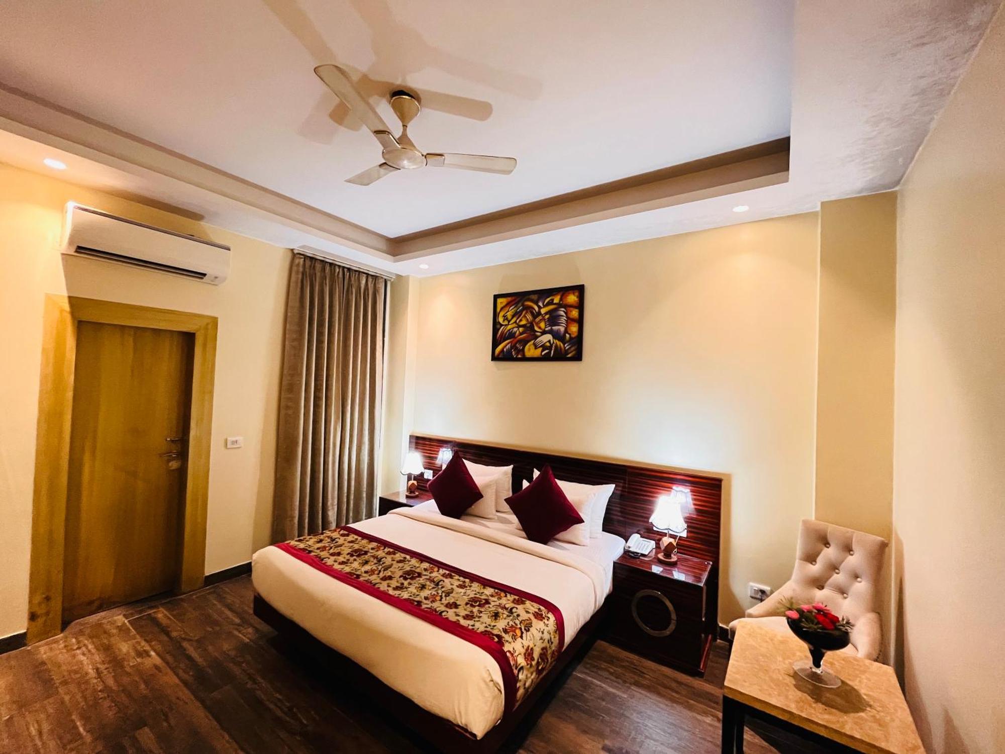 Hotel Banz Near Indira Gandhi Airport Delhi New Delhi Buitenkant foto