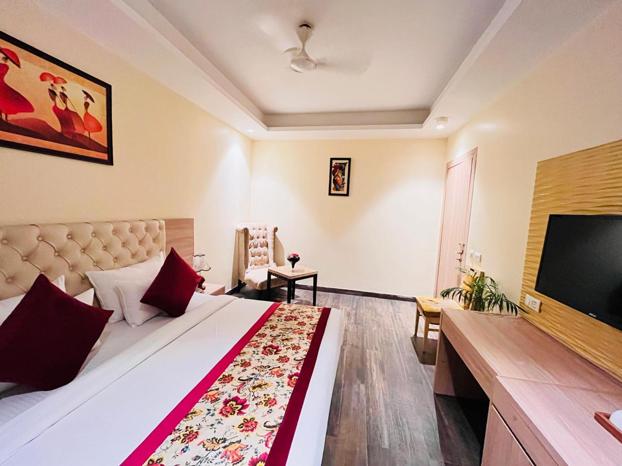 Hotel Banz Near Indira Gandhi Airport Delhi New Delhi Buitenkant foto