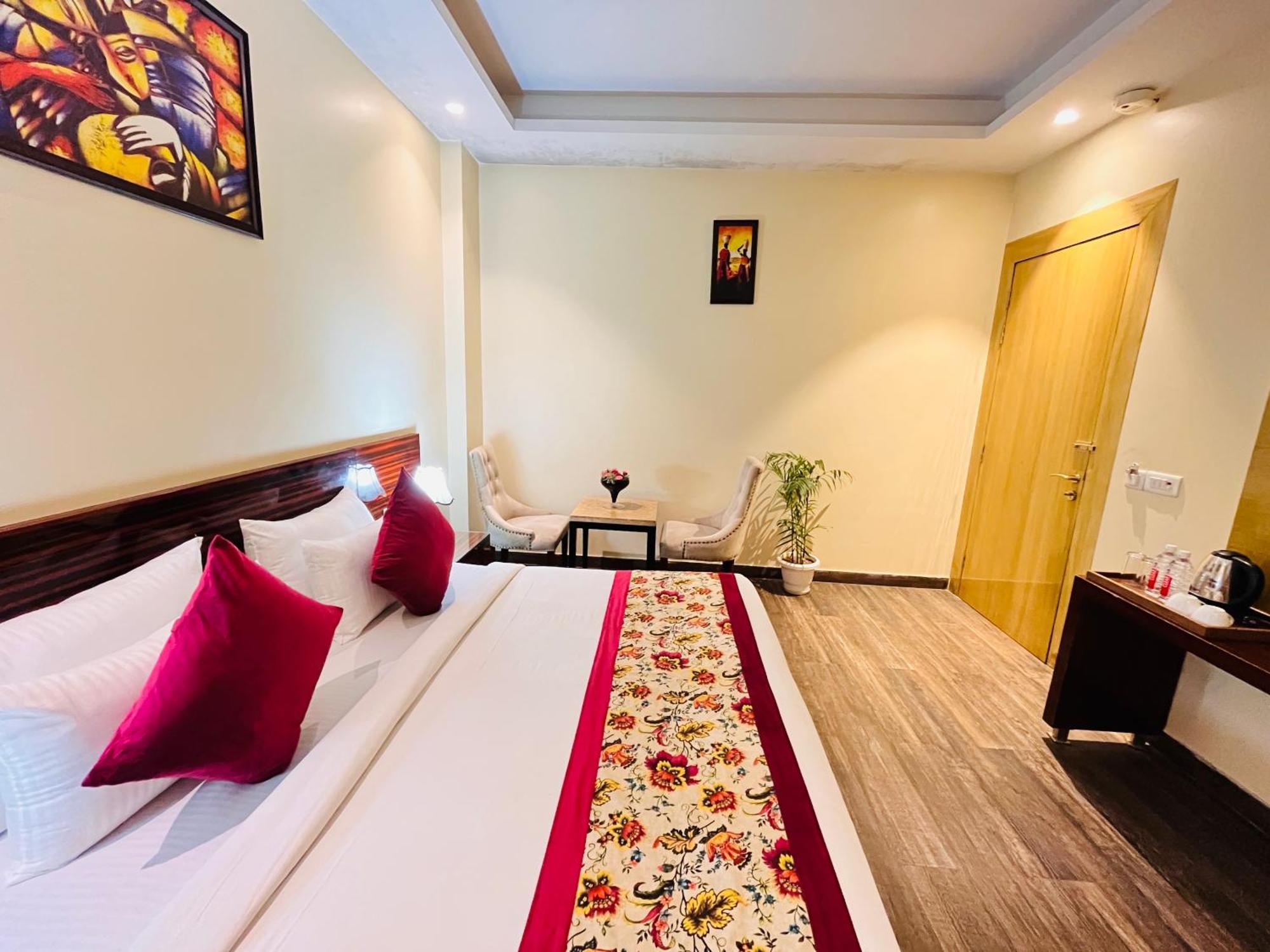Hotel Banz Near Indira Gandhi Airport Delhi New Delhi Buitenkant foto