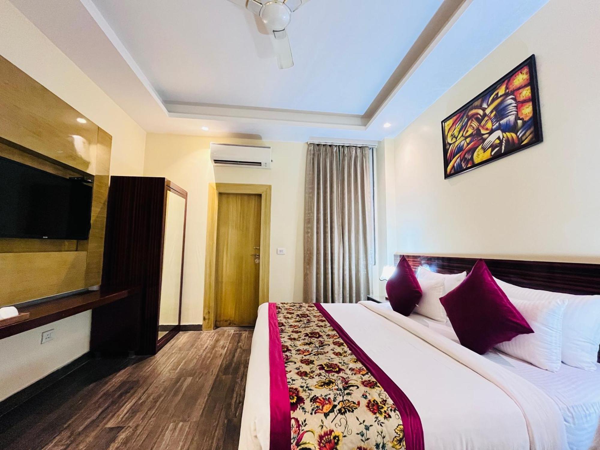 Hotel Banz Near Indira Gandhi Airport Delhi New Delhi Buitenkant foto