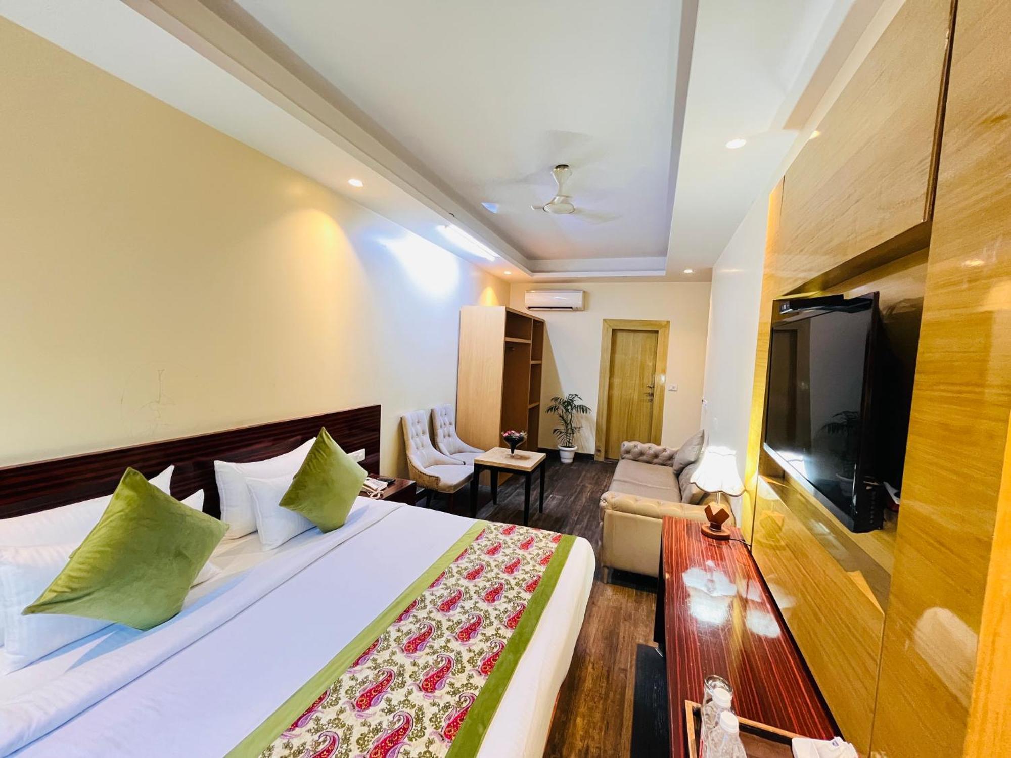 Hotel Banz Near Indira Gandhi Airport Delhi New Delhi Buitenkant foto