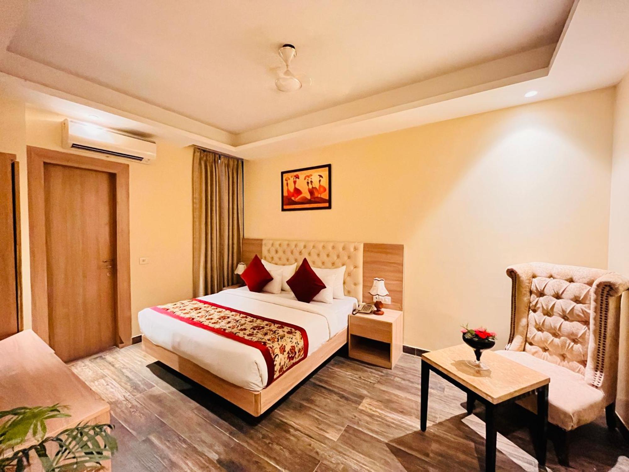 Hotel Banz Near Indira Gandhi Airport Delhi New Delhi Buitenkant foto