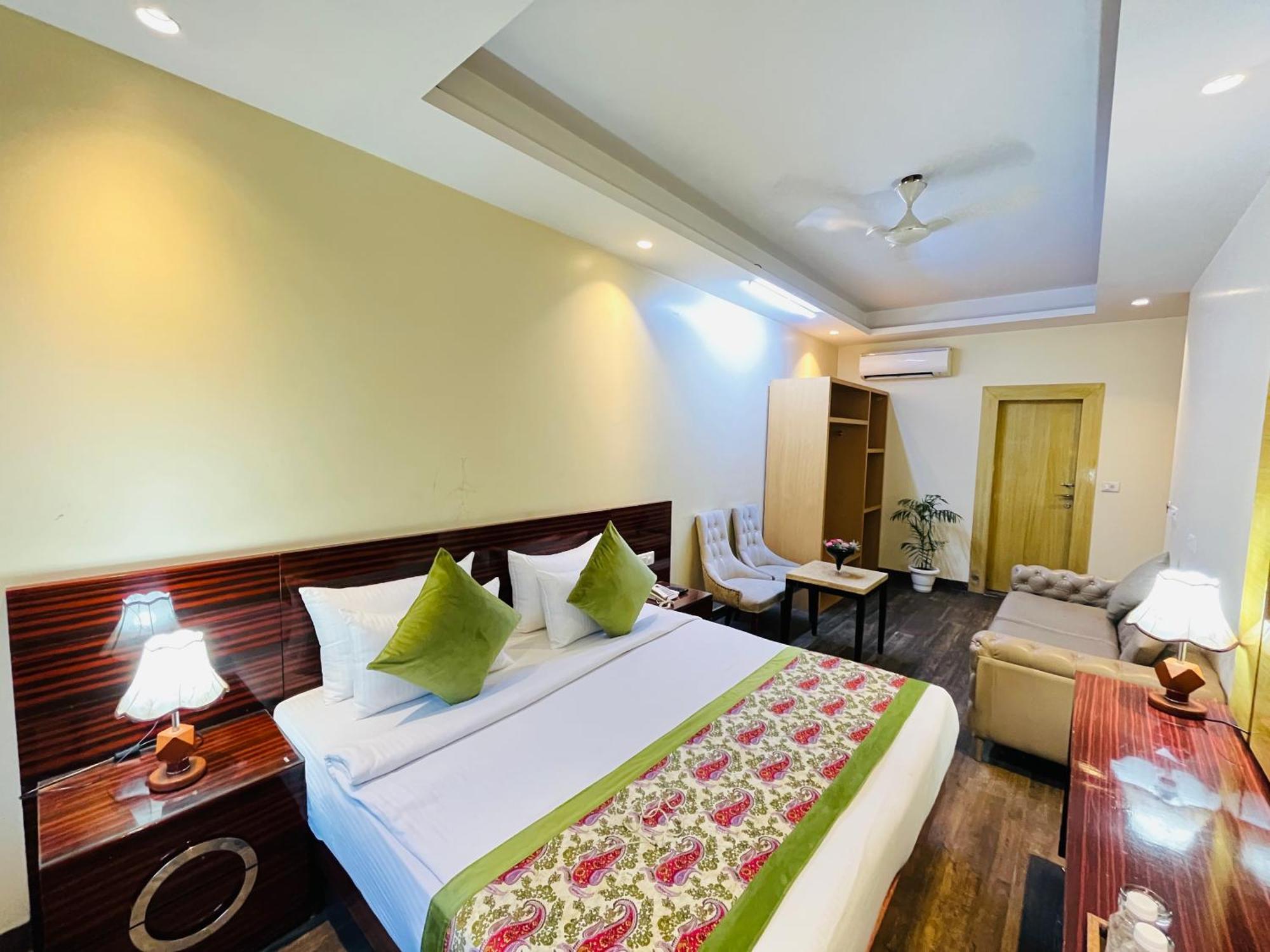 Hotel Banz Near Indira Gandhi Airport Delhi New Delhi Buitenkant foto