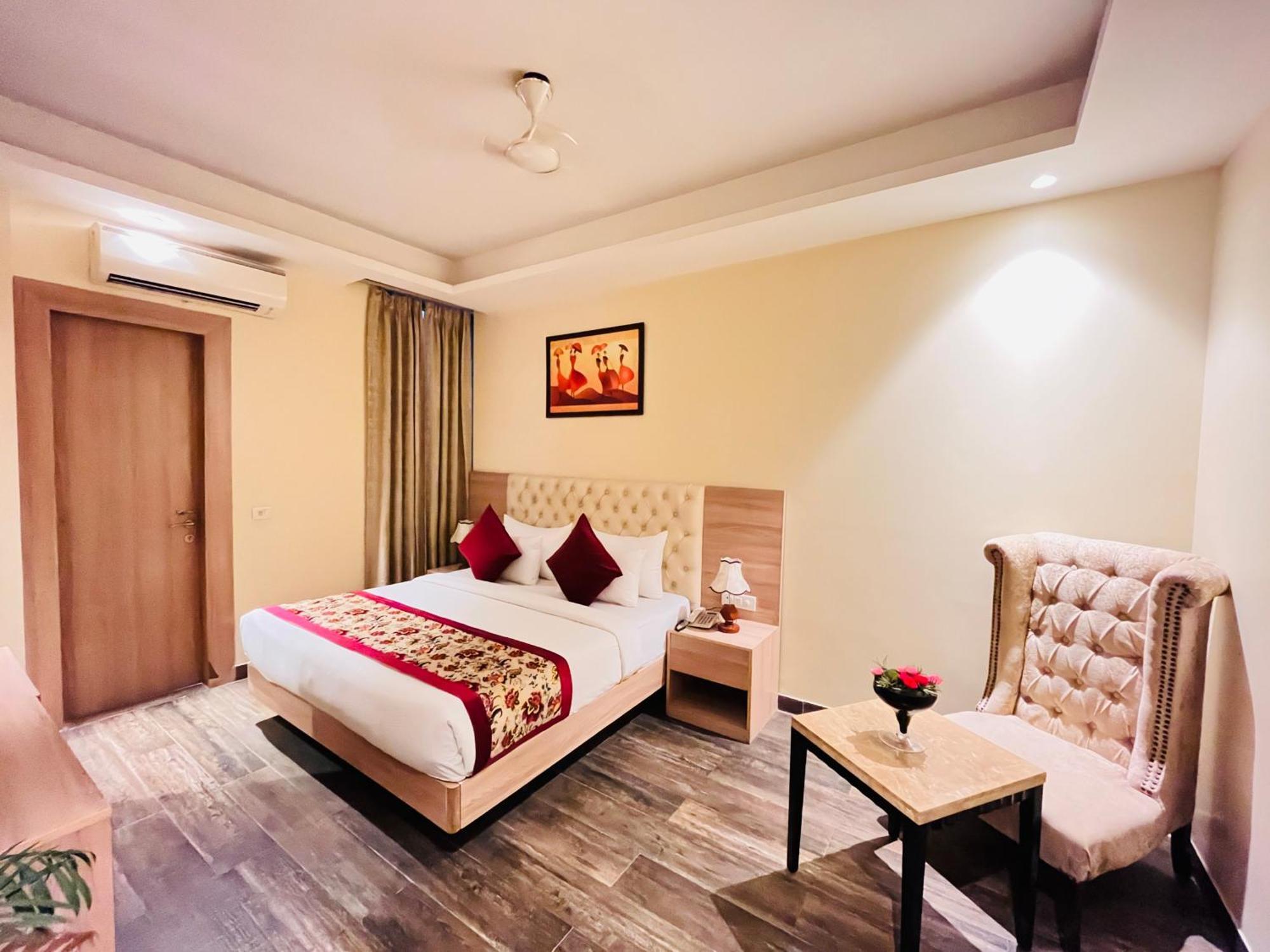 Hotel Banz Near Indira Gandhi Airport Delhi New Delhi Buitenkant foto